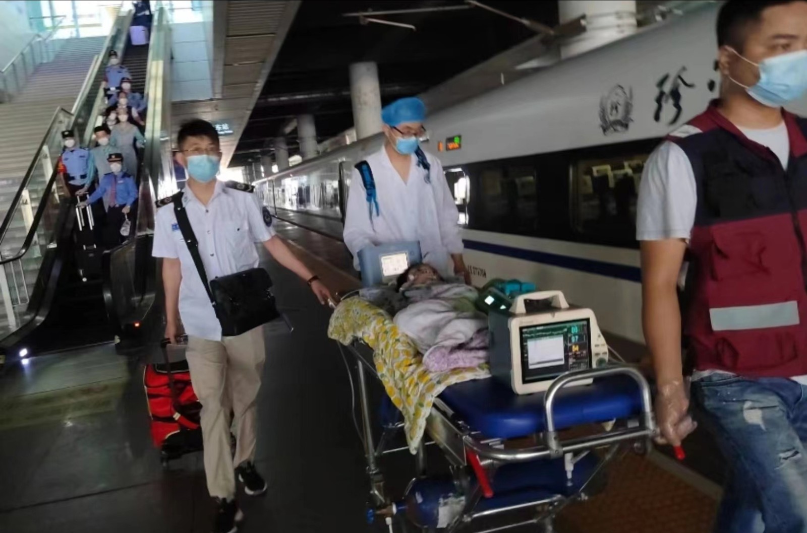 陇川县高铁转运公司